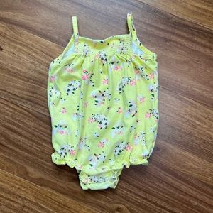 4 for $10 🌈 Carter’s yellow bubble romper with flowers